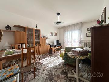 Centralissimo 3 camere dalle ampie metrature