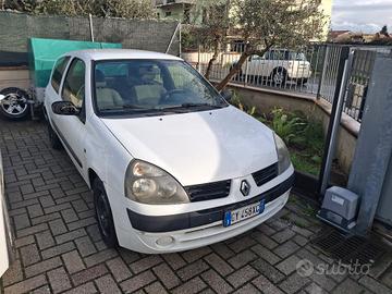 Clio  van diesel 