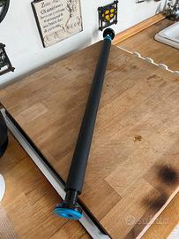 Sbarra estensibile per allenamento in casa Decathl