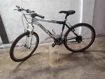 Mountain bike FreeJump XJ3000 by Aurora 26"