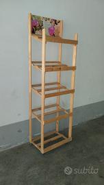 Espositore in legno nuovo .