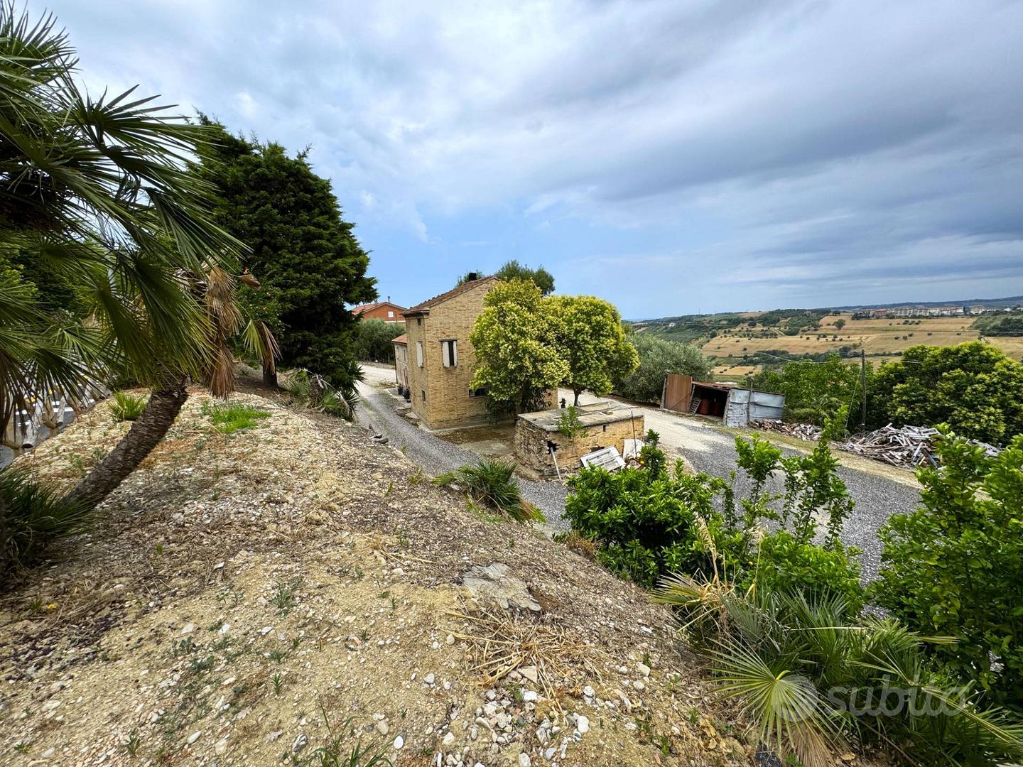 Casa Colonica con Terreno - Fermo - Vista 5