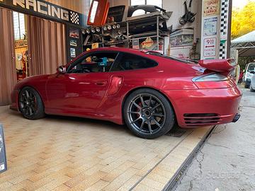 Porsche turbo 996