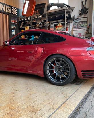 Porsche turbo 996