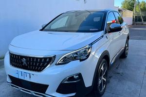 Peugeot 3008 allestimento Crossway