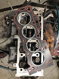 Testata revisionata più guarnizione.