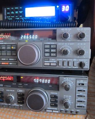Kenwood, Yaesu, CRT