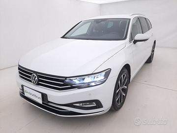 Volkswagen Passat Variant Executive DSG BR134838 2