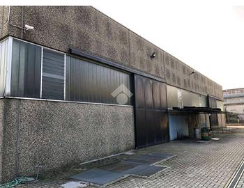 CAPANNONE A GALLIATE