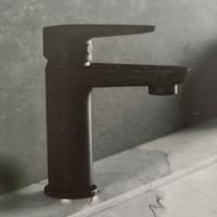 rubinetteria nero opaco