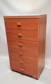 Cassettiera pratica e versatile e grande capacità 