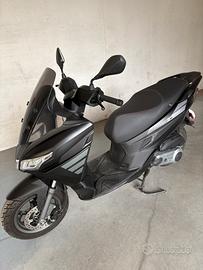 Scooter APRILIA SXR 50