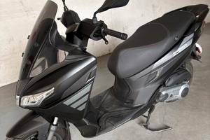 Scooter APRILIA SXR 50