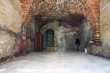 Locale/magazzino centro storico