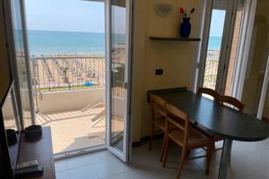 Fronte-diretto mare/piscina/pza Milano/bilo/4-5pax