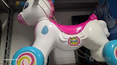 cavallo a dondolo