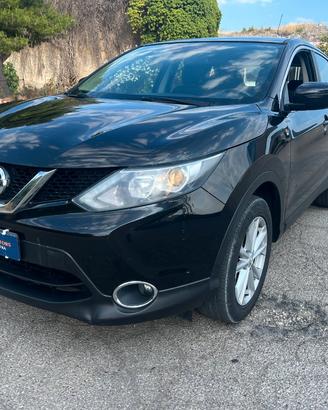Nissan Qashqai 1.5 dci Business 110cv E6