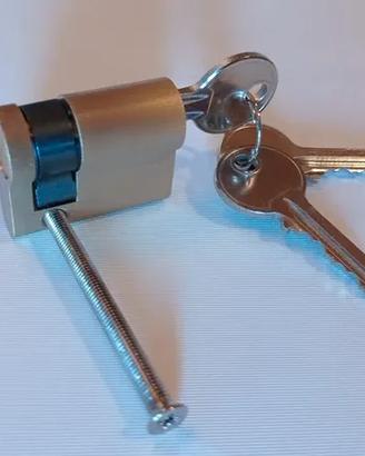 Serratura mezzo cilindro Europeo 30x10mm