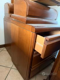 Comodini in legno antichi