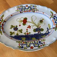Piatto ovale decorato a mano ceramica di Faenza