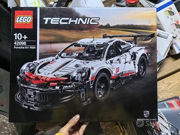 LEGO Technic Porsche 911 RSR (42096)