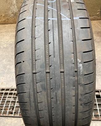 Gomme auto 225/45 r18