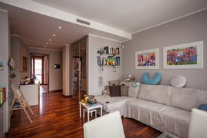 Appartamento di 80 m² con 3 locali e box auto a To