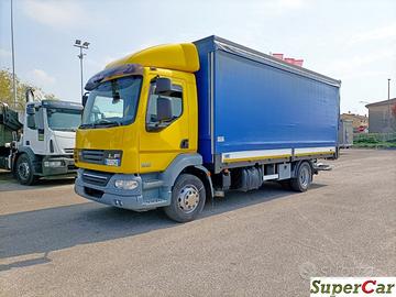 DAF LF 55 280 centina e sponda caricatrice