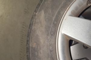 Gomme 4 stagioni e Cerchione Pegeout 207