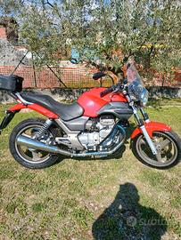 Moto Guzzi Breva 750