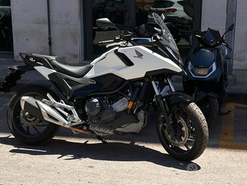 Honda NC 750 cambio meccanico