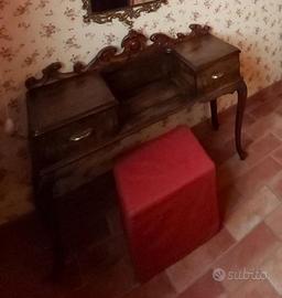 Toletta Anni '40 con Puff Rosa Aragosta