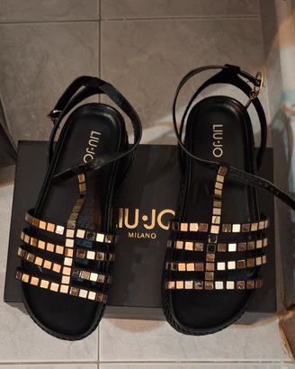 sandali neri  liujo 