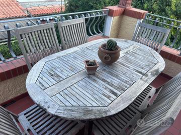 tavolo e sedie in teak