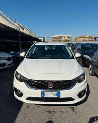 Fiat Tipo 1.6 Mjt 4 porte Lounge