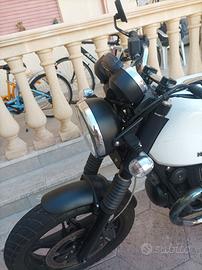 Moto Guzzi V7 Stone