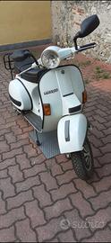 Vespa PX 200 E arcobaleno