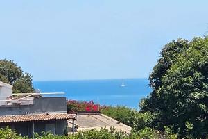 CASA PADRONALE VISTA MARE ETNA/2500 mq di terreno