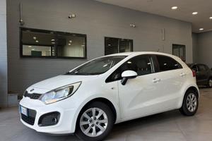 Kia Rio 5p 1.4 crdi EX Plus