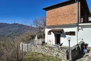 CASA SEMINDIPENDENTE A PINO TORINESE