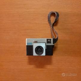 Macchina fotografica Ferrania Veramatic anni '60