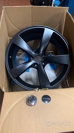 Cerchio avus AF10 nero opaco R19 5x112 vw et 35