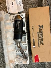 Terminale scarico akrapovic yamaha tenere 700
