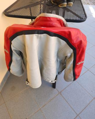 Dainese. Giubbino moto pelle. taglia 50/52.