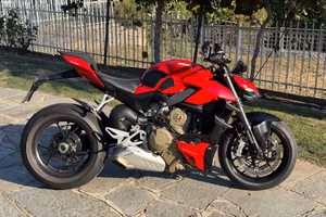 Ducati Streetfighter V4
