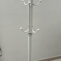 Attaccapanni da terra a piantana