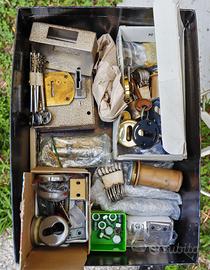 Scatola accessori per serramentisti