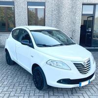 LANCIA Y 0.9 t.air METANO-LONDON PARIS-UNICOPROPR.