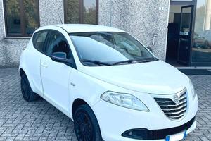 LANCIA Y 0.9 t.air METANO-LONDON PARIS-UNICOPROPR.