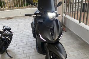 beverly 400 deep black